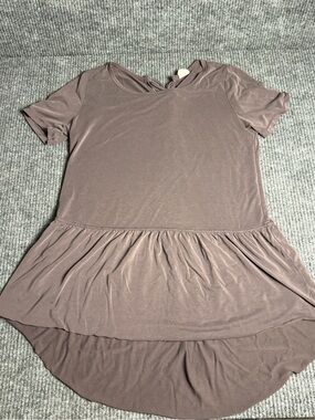 Mote Women's Short-Sleeve Babydoll Top with Tie Detail- Taupe Size Small